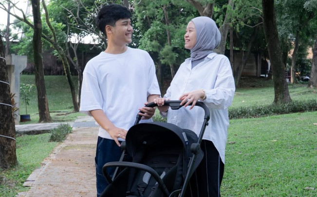 Selamat! Bintang Emon dan Alca Dikaruniai Anak Pertama
